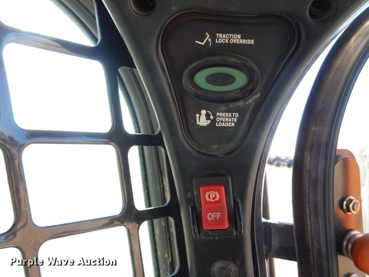 image for item FG9886 2013 Bobcat S770 skid steer