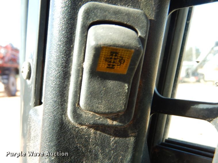 image for item FG9886 2013 Bobcat S770 skid steer