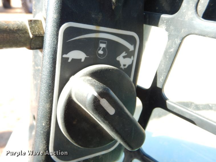 image for item FG9886 2013 Bobcat S770 skid steer