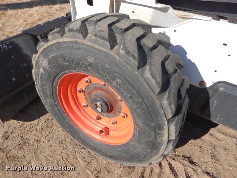 image for item FG9886 2013 Bobcat S770 skid steer