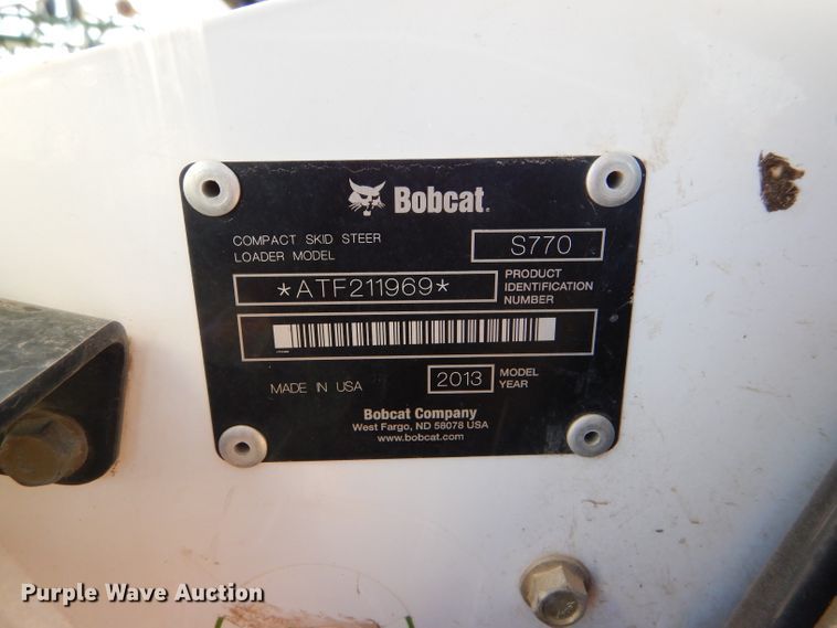 image for item FG9886 2013 Bobcat S770 skid steer