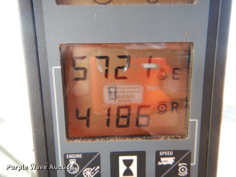 image for item FG9888 1998 Case IH 2388 combine