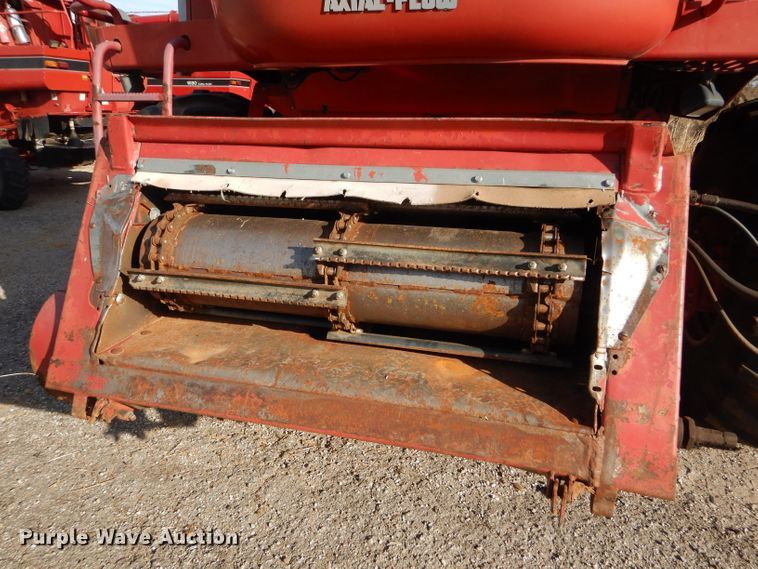 image for item FG9888 1998 Case IH 2388 combine