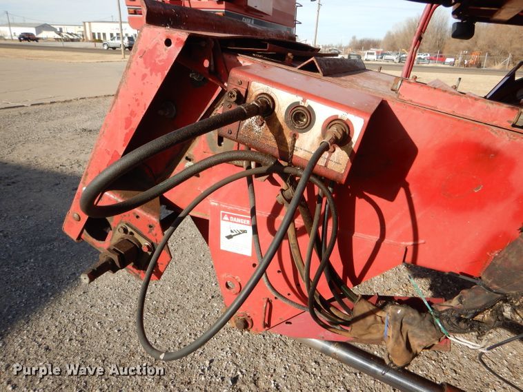 image for item FG9888 1998 Case IH 2388 combine