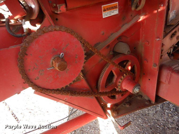 image for item FG9888 1998 Case IH 2388 combine