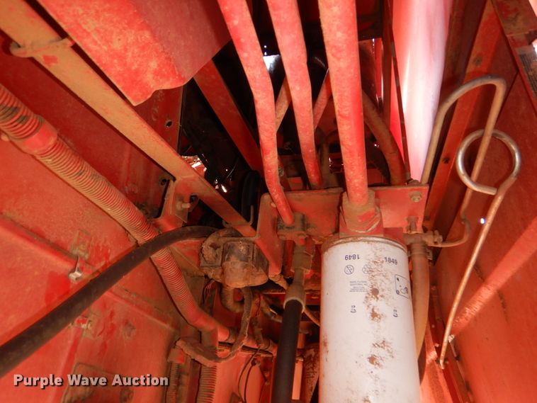 image for item FG9888 1998 Case IH 2388 combine