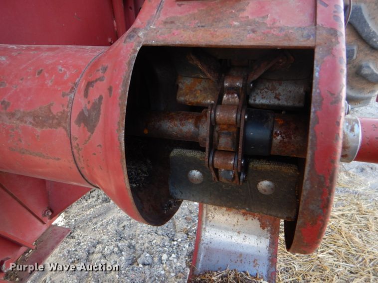 image for item FG9888 1998 Case IH 2388 combine