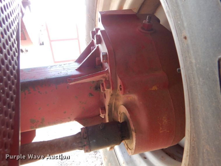 image for item FG9888 1998 Case IH 2388 combine