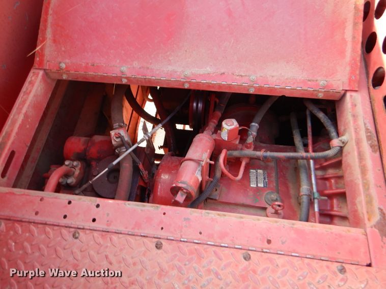 image for item FG9888 1998 Case IH 2388 combine