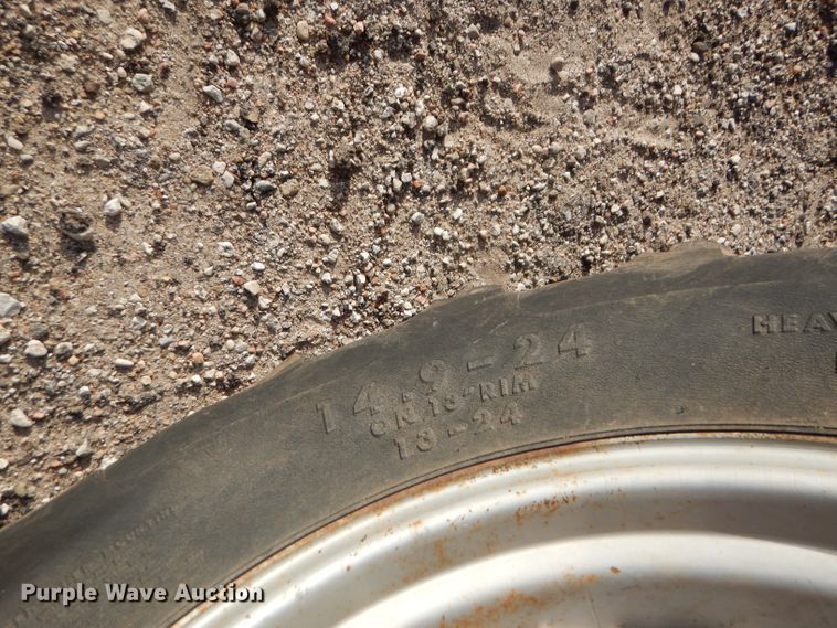 image for item FG9888 1998 Case IH 2388 combine