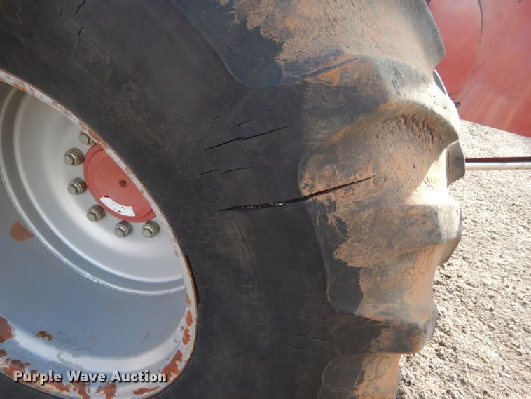 image for item FG9888 1998 Case IH 2388 combine