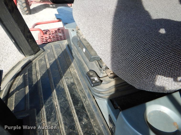 image for item FG9889 1996 Case IH 2188 combine