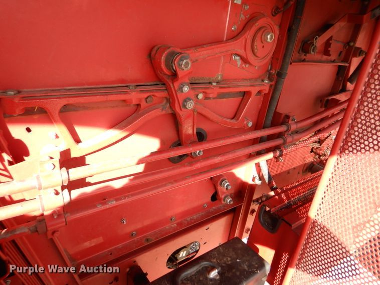 image for item FG9889 1996 Case IH 2188 combine