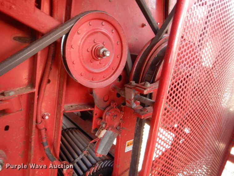 image for item FG9889 1996 Case IH 2188 combine