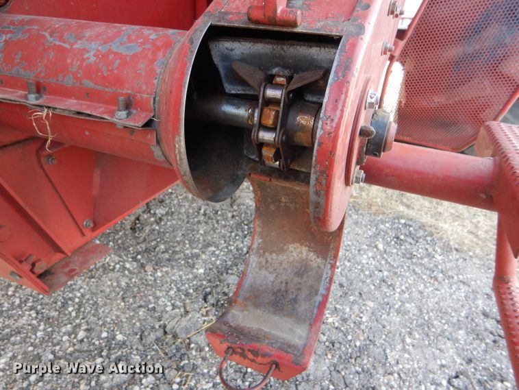 image for item FG9889 1996 Case IH 2188 combine