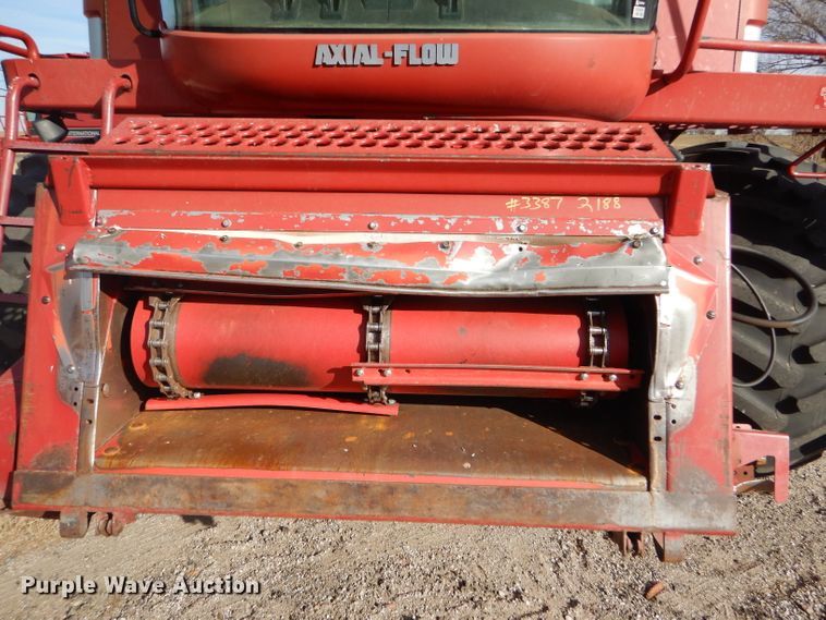 image for item FG9889 1996 Case IH 2188 combine