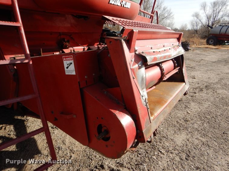 image for item FG9889 1996 Case IH 2188 combine