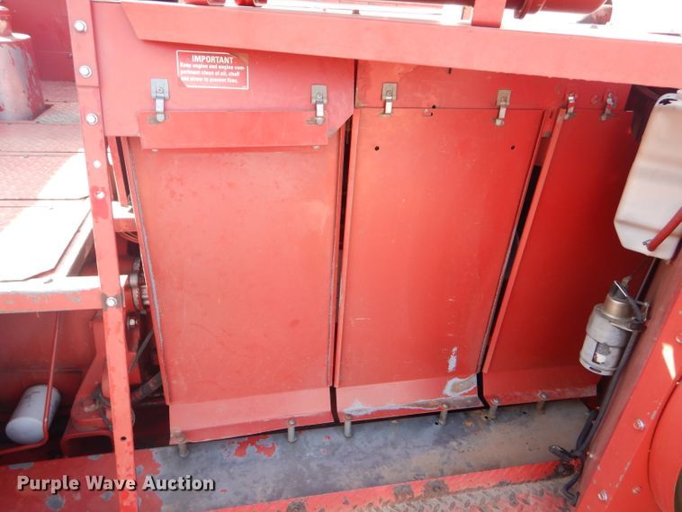 image for item FG9889 1996 Case IH 2188 combine