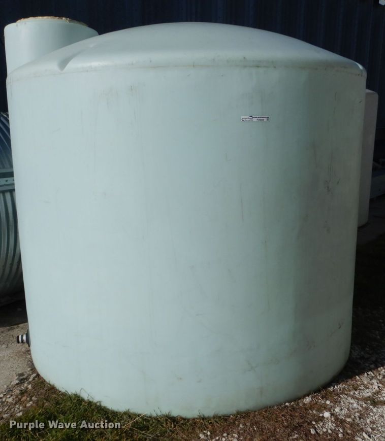 image for item FU9009 (3) poly tanks