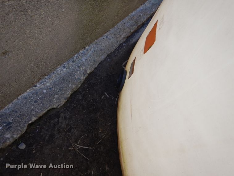 image for item FU9009 (3) poly tanks