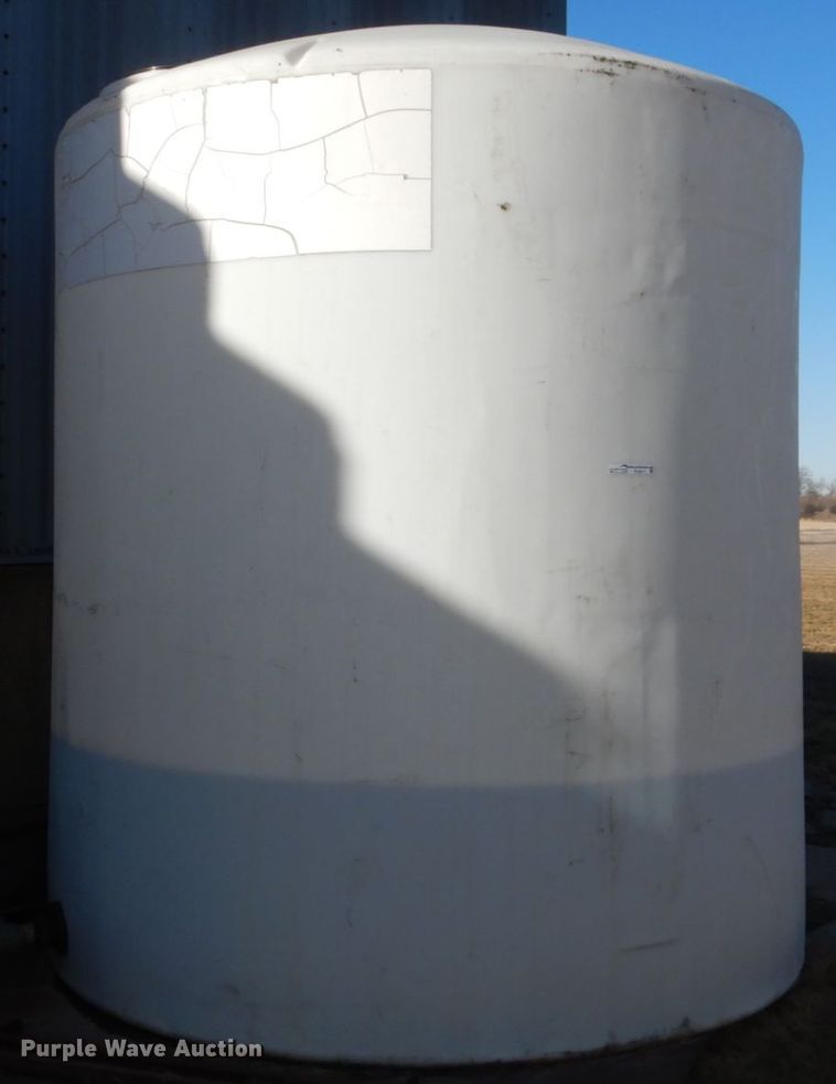 image for item FU9011 Poly tank