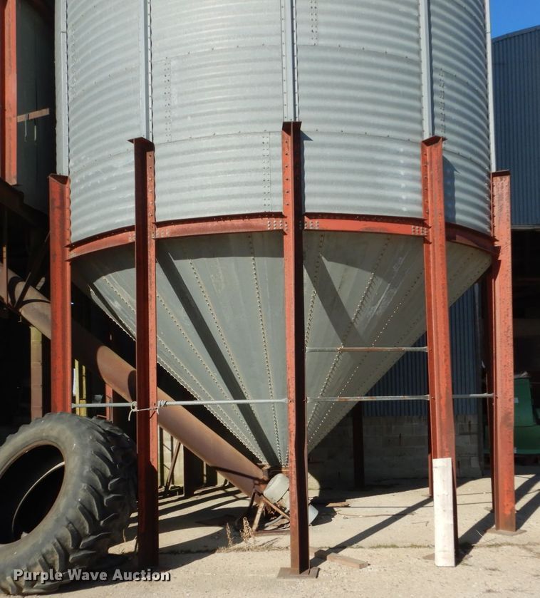 image for item FU9012 Steel bulk bin