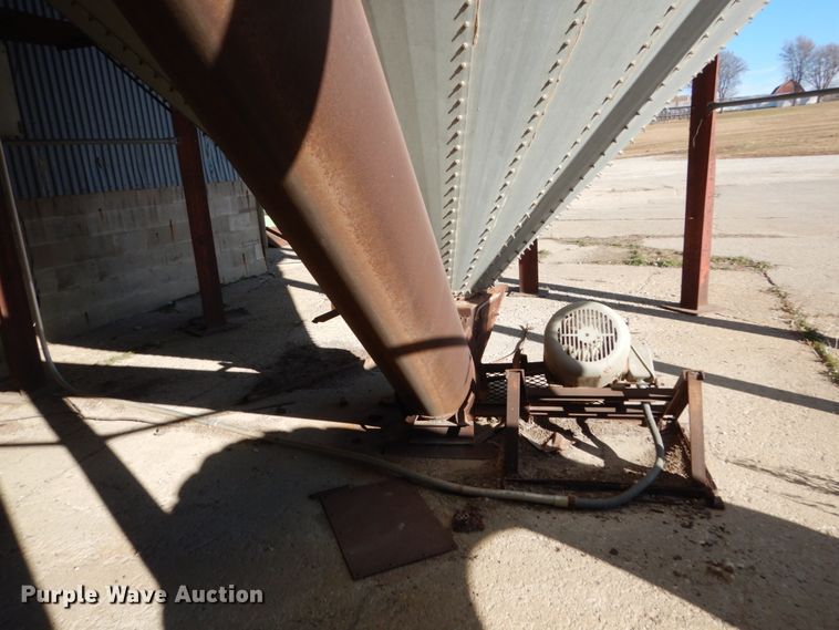 image for item FU9012 Steel bulk bin