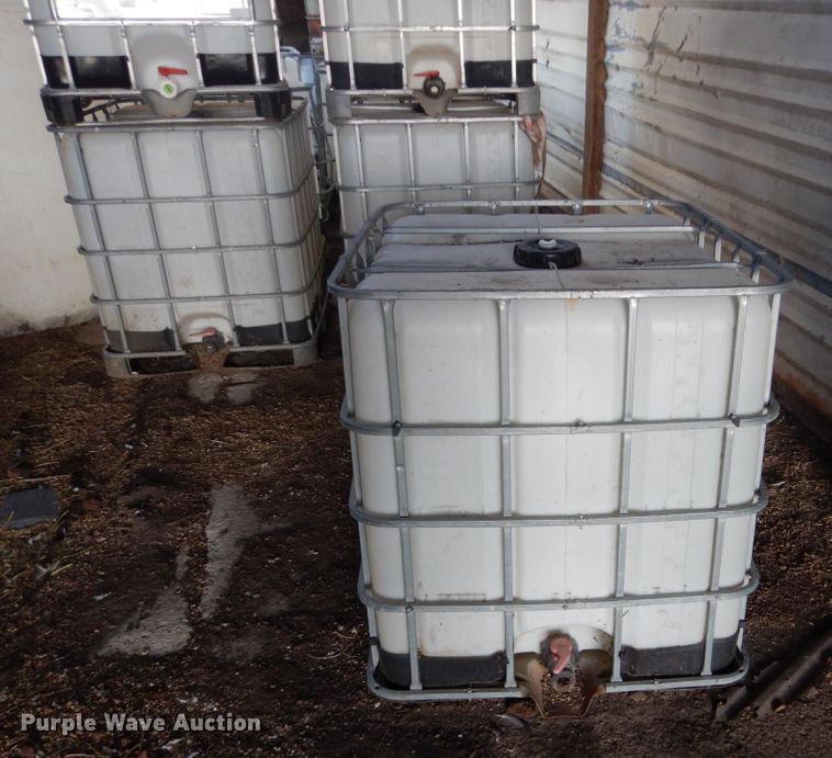 image for item FU9015 (10) poly totes