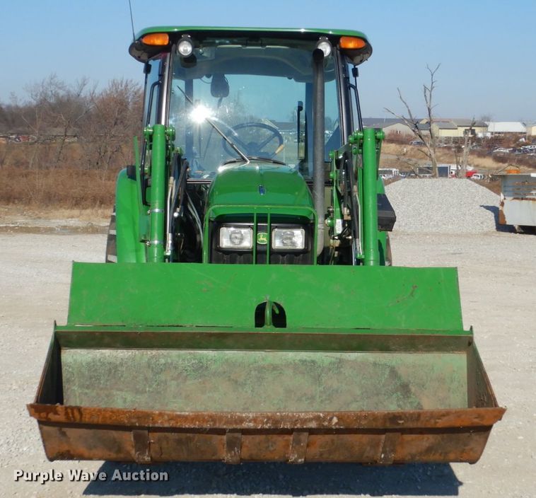image for item FU9053 2005 John Deere 5425 MFWD tractor