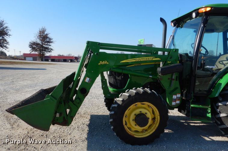 image for item FU9053 2005 John Deere 5425 MFWD tractor