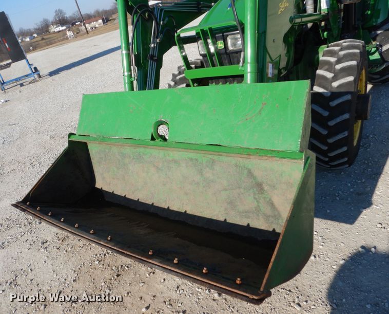 image for item FU9053 2005 John Deere 5425 MFWD tractor