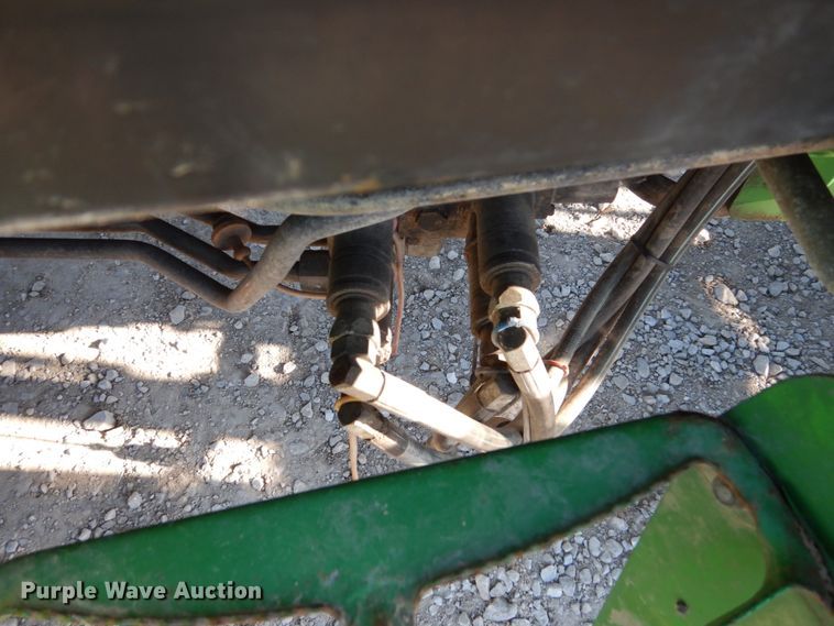 image for item FU9053 2005 John Deere 5425 MFWD tractor