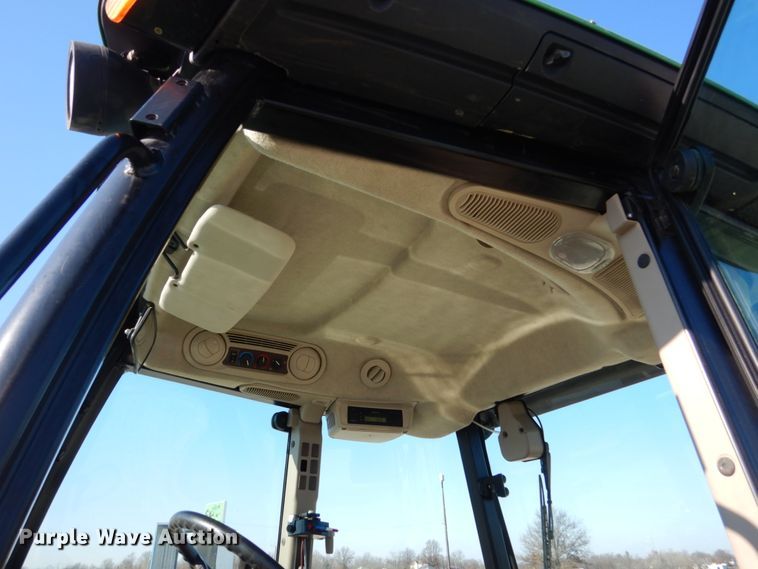 image for item FU9053 2005 John Deere 5425 MFWD tractor