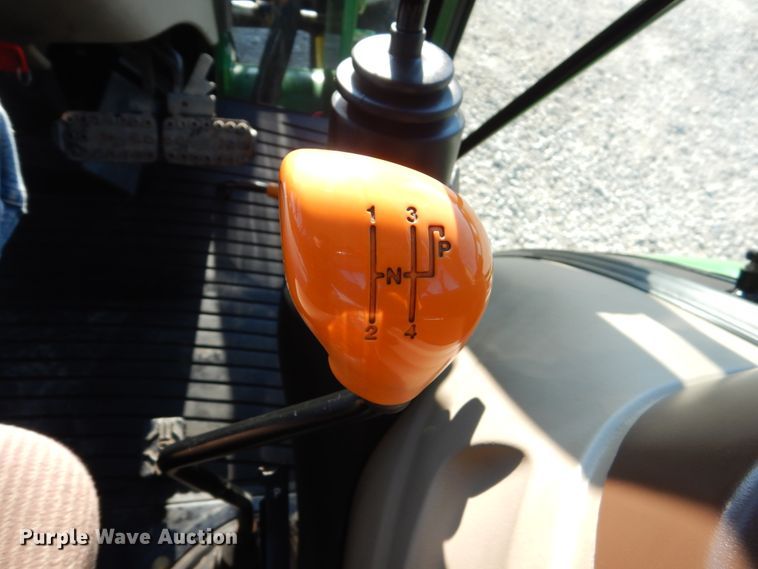 image for item FU9053 2005 John Deere 5425 MFWD tractor