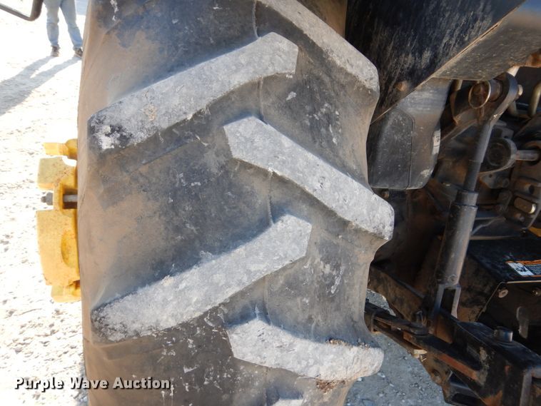 image for item FU9053 2005 John Deere 5425 MFWD tractor