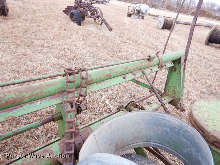 image for item GB9512 John Deere 494A planter