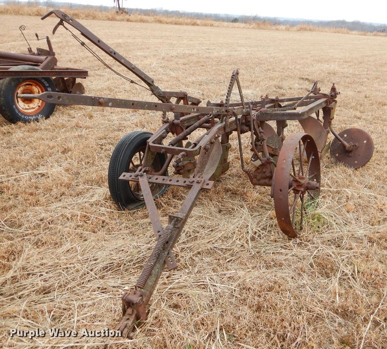 image for item GB9513 Three bottom plow