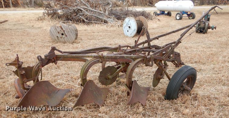 image for item GB9513 Three bottom plow
