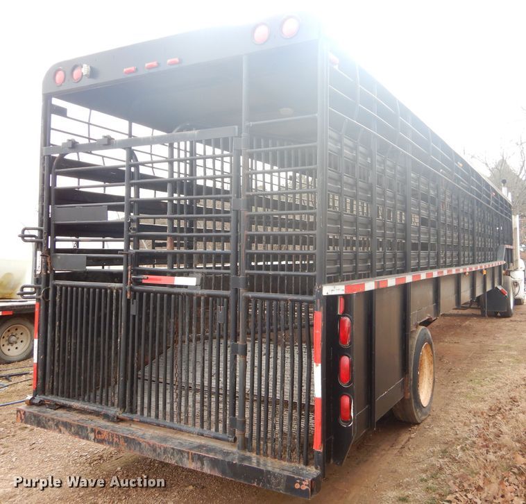 image for item GB9527 Shop built livestock trailer