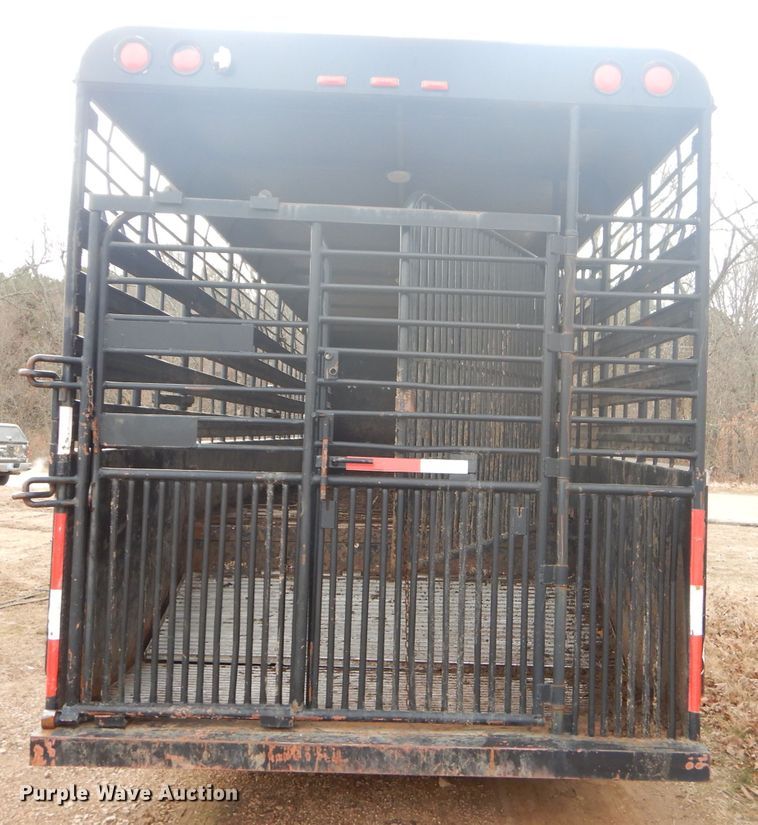 image for item GB9527 Shop built livestock trailer
