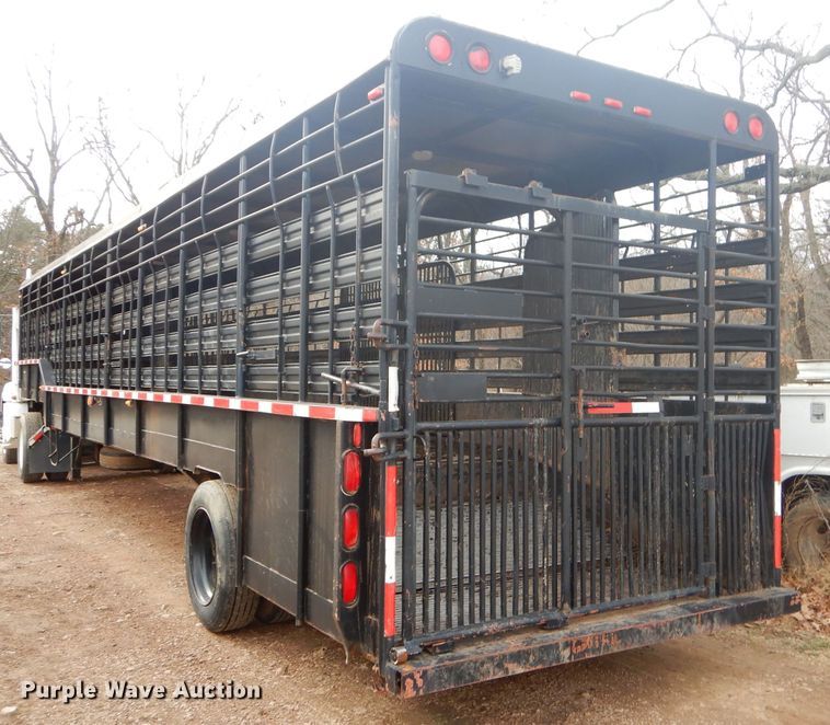 image for item GB9527 Shop built livestock trailer