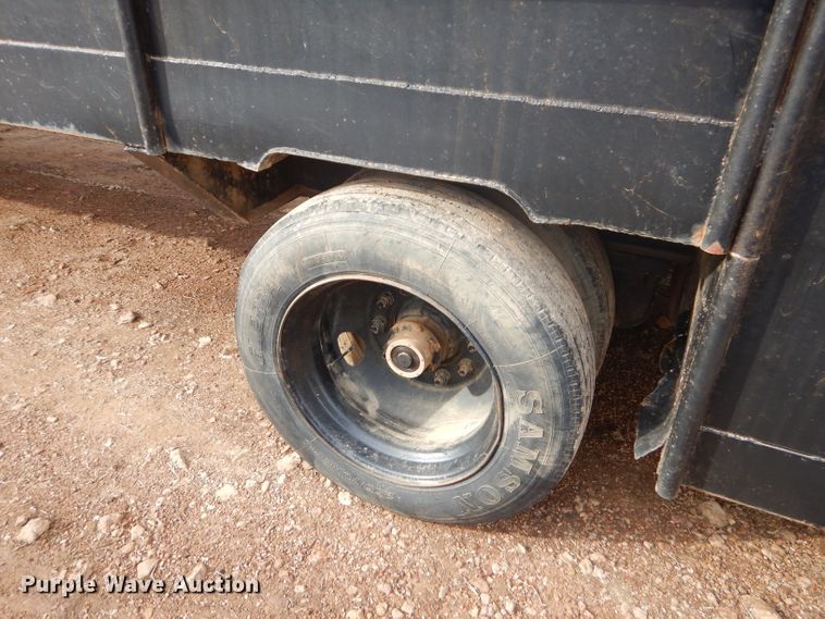 image for item GB9527 Shop built livestock trailer