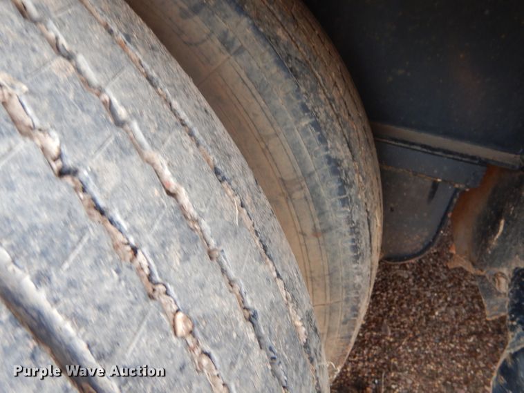 image for item GB9527 Shop built livestock trailer