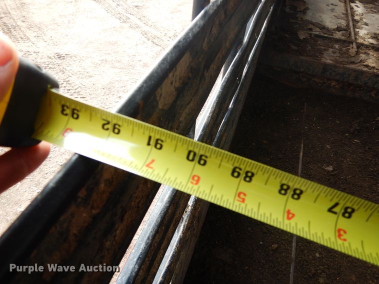 image for item GB9527 Shop built livestock trailer