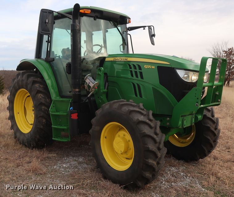 image for item GD9937 2014 John Deere 6125M MFWD tractor