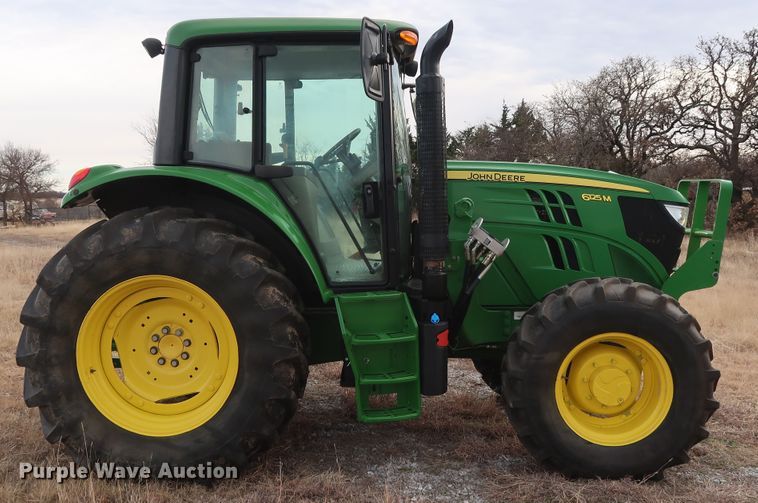 image for item GD9937 2014 John Deere 6125M MFWD tractor