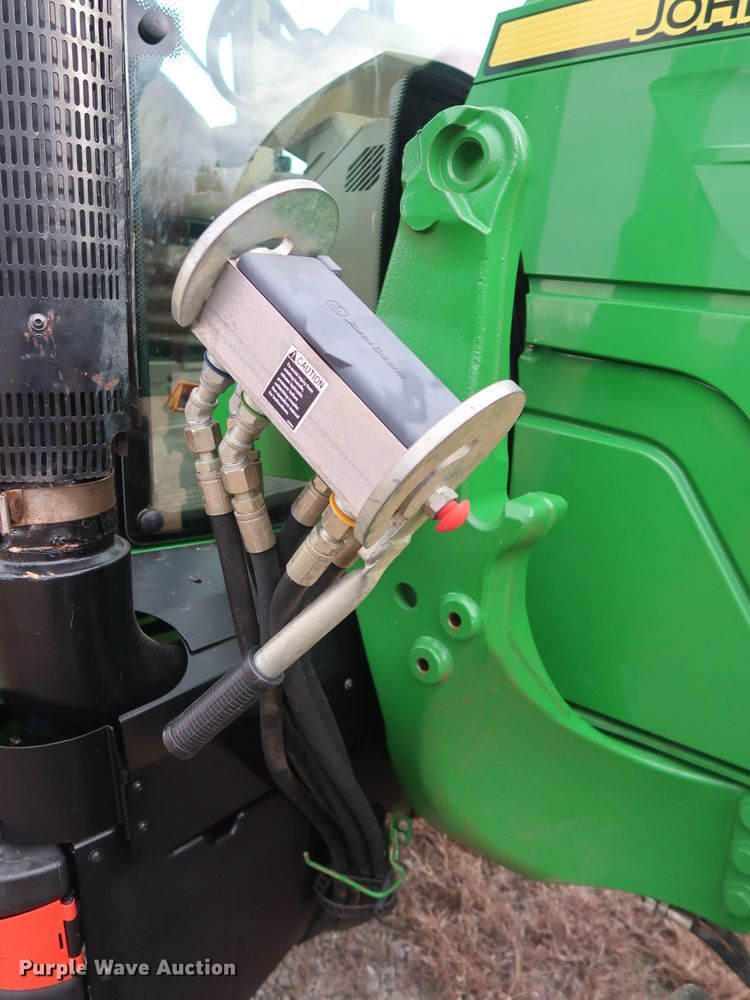 image for item GD9937 2014 John Deere 6125M MFWD tractor