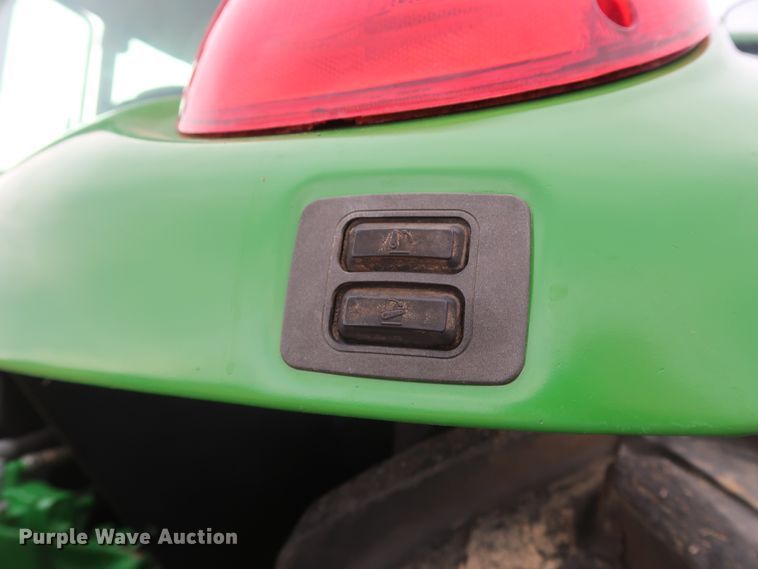 image for item GD9937 2014 John Deere 6125M MFWD tractor