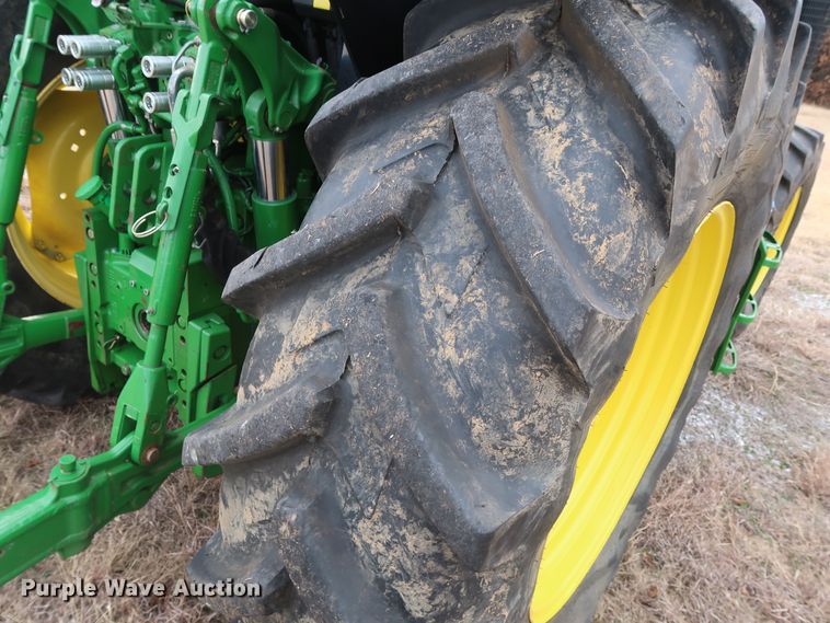 image for item GD9937 2014 John Deere 6125M MFWD tractor