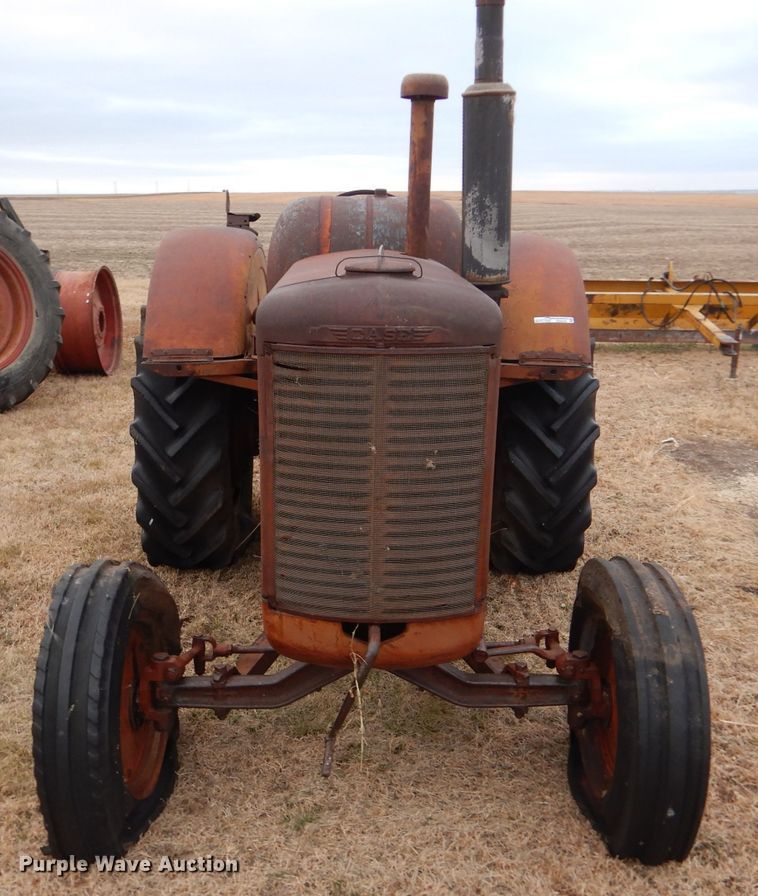 image for item GE9536 1948 Case LA tractor
